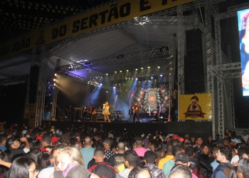 Euclides da Cunha II – Com pinta de pré-candidato a governador, ACM Neto é recebido no último dia da festa de São João