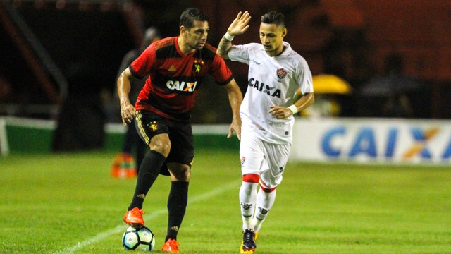 Em duelo de leões, Vitória vence o Sport na Ilha e deixa a zona de rebaixamento