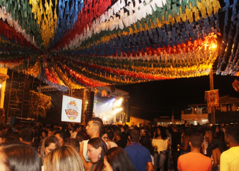 Limão com Mel na primeira noite do São João de Valente atraiu grande multidão