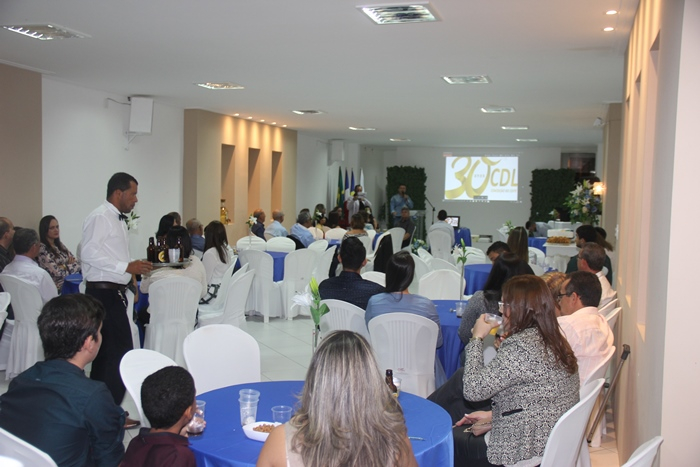 CDL de Conceição do Coité comemora 30 anos com homenagens a ex-diretores
