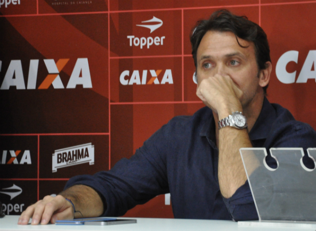 Petkovic é demitido do Vitória