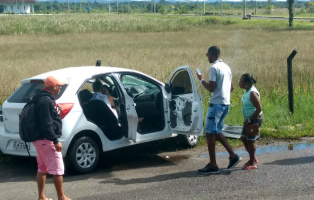 Morre mulher que estava em outro carro que bateu com o do ex jogador Liedson