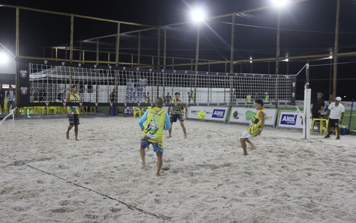 Grandes confrontos de Futvôlei marcam inauguração da Academia de Futebol W14