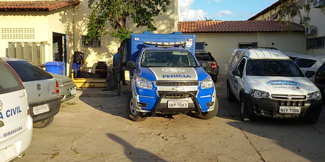 Briga entre dois irmãos termina com um morto e outro gravemente ferido