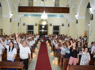 Homem dado como morto pela família reaparece durante missa no Piauí
