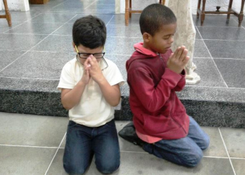 Missão católica Coité: saiba como foi o encontro com as crianças do Bairro Açudinho e os passos para consagração de uma Freira   