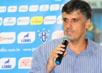 Presidente do Paysandu renuncia após ter arma colocada na cabeça