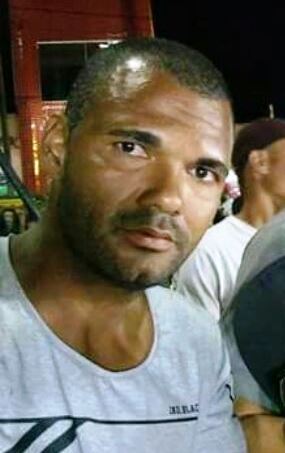 Coité – Foragido depois de esfaquear pedreiro que acabou morrendo no hospital, se apresenta a Delegacia