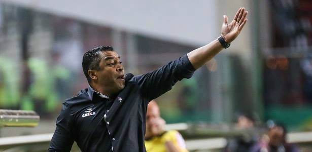 Técnico do Atlético-MG é demitido após derrota para o Bahia