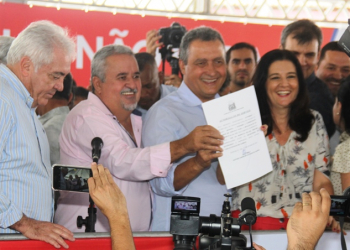 Santaluz – Muita festa para comemorar as 300 viagens de Rui Costa ao interior da Bahia