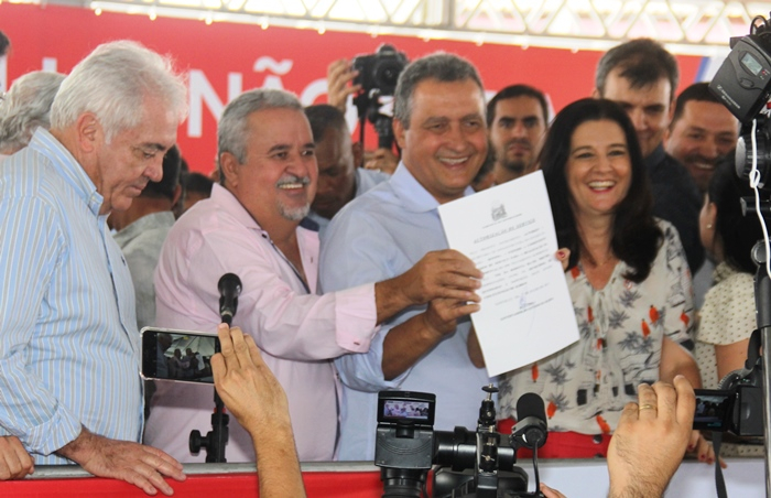 Santaluz – Muita festa para comemorar as 300 viagens de Rui Costa ao interior da Bahia