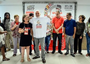 CUT faz petição pela volta de Lula em 2018; ex-presidente vem a Salvador no dia 18 de agosto