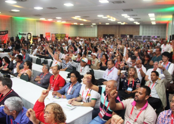 “Fora Temer” foi palavra de ordem na abertura oficial do 4º Congresso Nacional do CTB em Salvador
