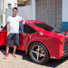Auxiliar de cabeleireiro constrói “Ferrari” com sucata na Bahia