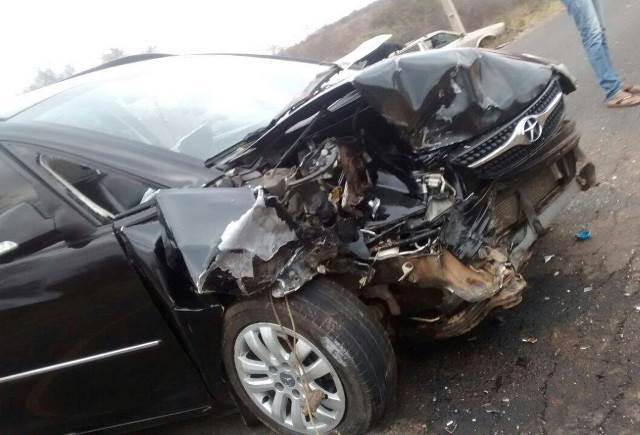 Acidente mata duas pessoas e deixa outras três feridas em Ibipeba