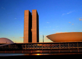 Congresso gasta quase meio milhão de reais com cafezinho no 1º semestre