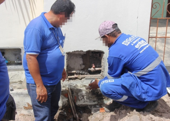 Embasa e Polícia Militar flagram gato d’água em plena rua da Delegacia de Coité