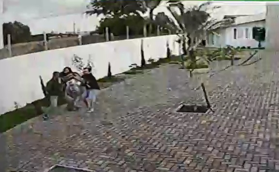 Filhas do deputado Alex da Piatã sofrem tentativa de assalto e sequestro em Coité