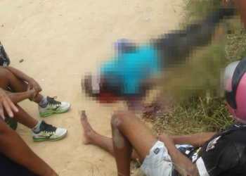 Homem morre e dois ficam feridos em colisão de motos