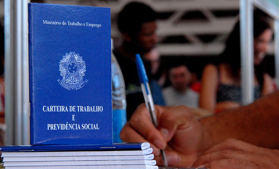 Bahia tem 1,3 milhão de pessoas desempregadas, aponta IBGE