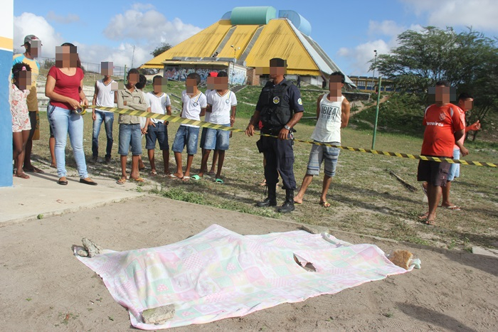 Coité – Corpo de jovem de 15 anos é encontrado com vários tiros próximo ao CAIC