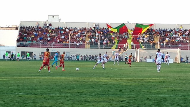 Cancão de Fogo arrasa o Dragão e fica próximo a Série C do Brasileirão