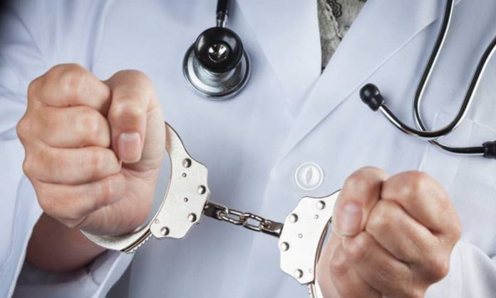 Médico do Caps de Araci é preso suspeito de aplicar golpe de R$ 2 milhões com consórcio de motos