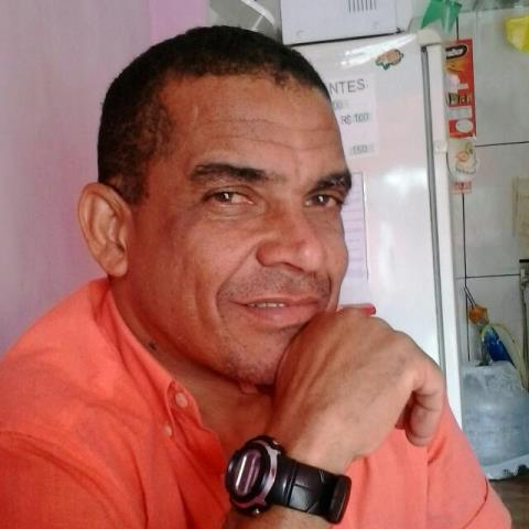 Motorista é morto a tiros no distrito de Humildes