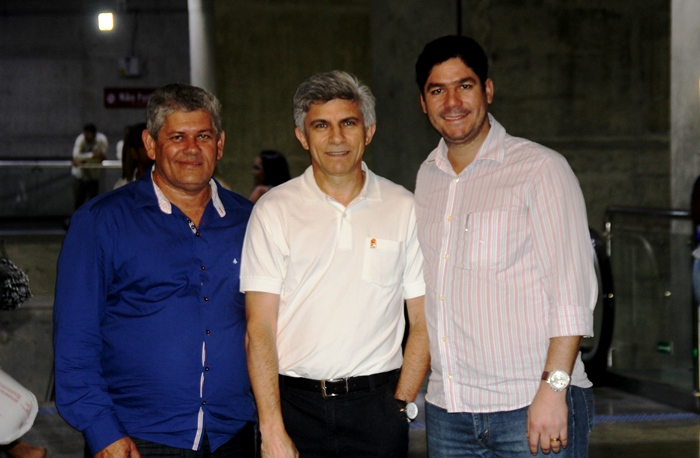 Presidentes da FETAG-BA e da CONTAG dão boas vindas a Lula em sua Caravana pela Bahia.”Gratidão pelo que fez pela Agricultura Familiar”