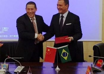 Rui desembarca na Ucrânia e inicia terceira missão internacional nesta segunda