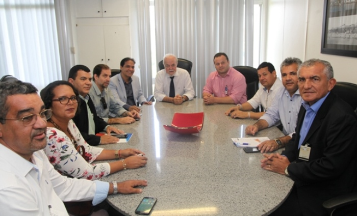 Diretoria da UPB discute com TCM solução para o índice de gasto com pessoal  