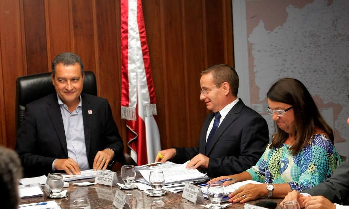 Governador autoriza construção de duas adutoras para garantir  segurança hídrica na região do Alto do Itapicuru   
