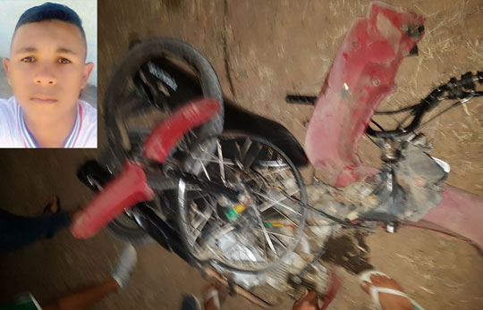 Adolescente de 15 anos morre e jovem fica ferido em acidente entre moto e carro na região do Pereira