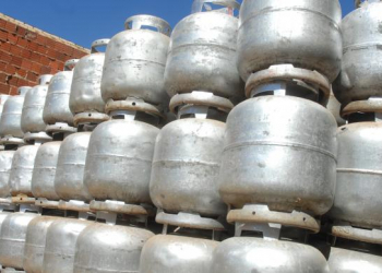 Botijão de gás de cozinha fica 12,2% mais caro a partir de amanhã