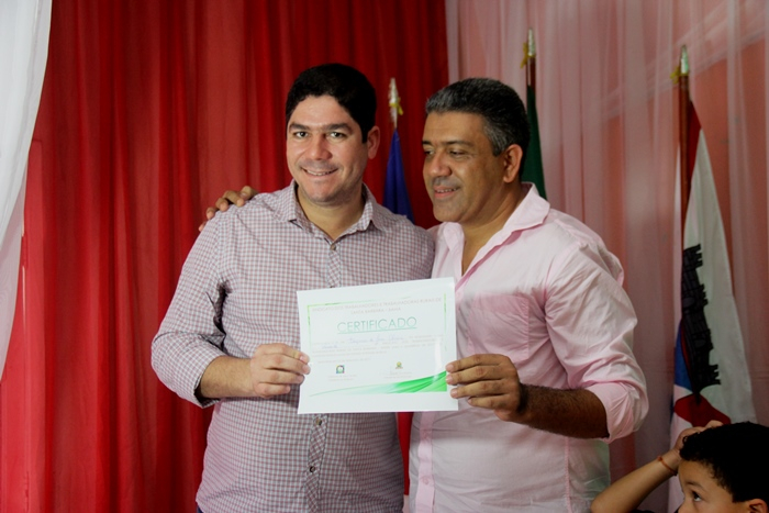 Presidente da FETAG/BA recomenda líderes rurais ingressarem na política e discute com as bases sua pré candidatura a deputado estadual