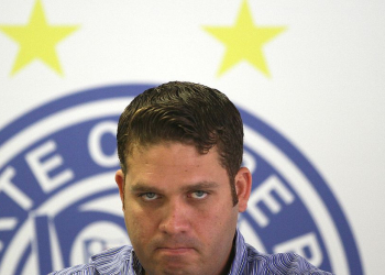 Marcelo Guimarães Filho é expulso do Bahia