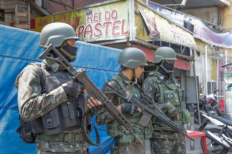 Forças Armadas encerram nesta sexta-feira o cerco à Rocinha