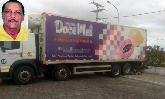 Araci – Homem é encontrado morto a tiros dentro de caminhão no pátio de posto de combustíveis