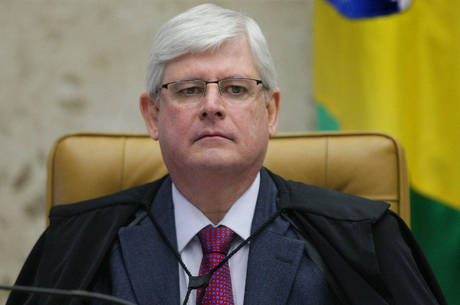 Janot quer bloqueio de R$ 6,5 bi de Lula, Dilma e outros petistas