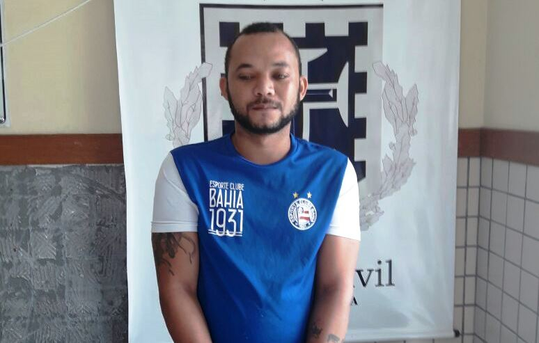 Homem com mandado de prisão em aberto é preso em flagrante com droga em Riachão do Jacuípe