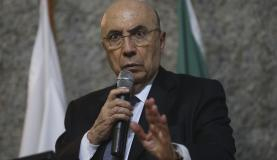 Governo retoma discussão e Previdência deve ser votada em outubro, diz ministro