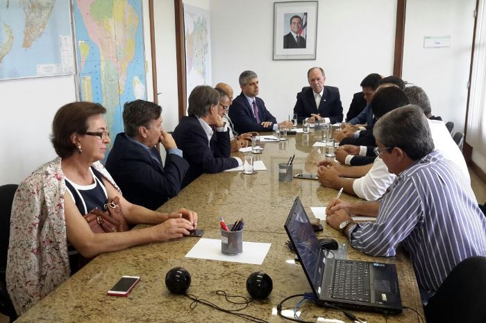 Violência no campo e roubo de rebanhos é pauta entre parlamentares e Governo do Estado