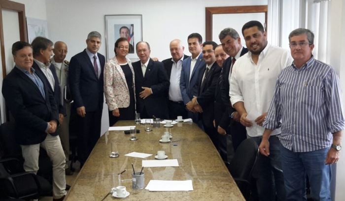 Violência no campo e roubo de rebanhos é pauta entre parlamentares e Governo do Estado