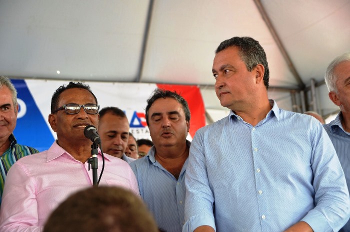 Jeremoabo – Enquanto o município aguarda por uma nova eleição para prefeito, evento com a presença do governador acontece em clima de campanha