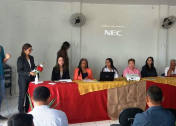 Santaluz: Fátima Nunes participa de seminário sobre segurança do trabalho em canteiros