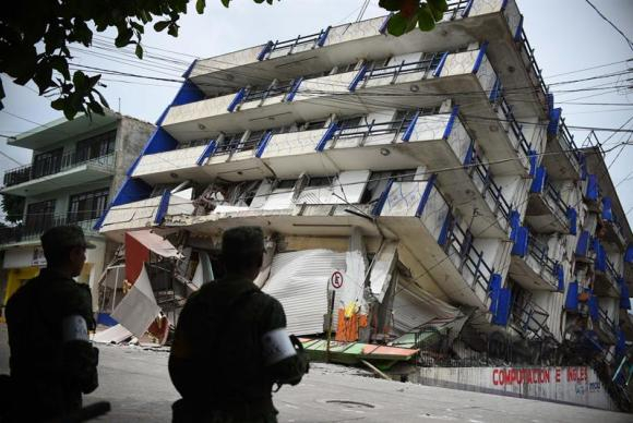 Maior terremoto em 32 anos deixa ao menos 61 mortos e 250 feridos no México
