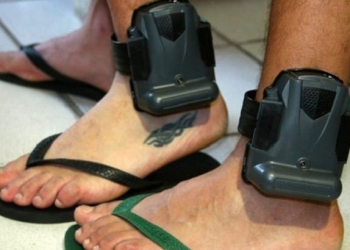 Bahia recebe lotes de tornozeleiras eletrônicas; uso está previsto para outubro