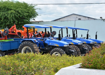 Quijingue – Agricultura familiar será fortalecida com cinco tratores e implementos