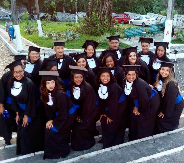 Estudantes levam golpe de R$ 40 mil e não têm festa de formatura