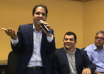 Perspectiva é cortar gastos e fazer demissões, diz Eures Ribeiro sobre cenário dos municípios